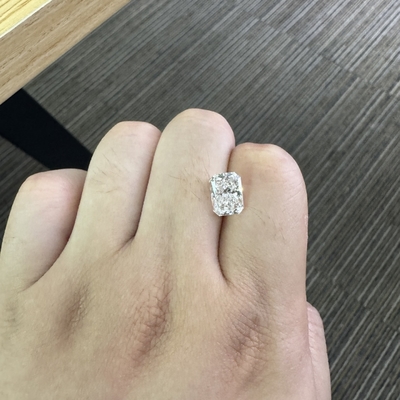 acheter Diamant de 3 carats radiant découpé en laboratoire VS2 G certifié IGI online manufacture