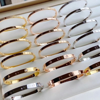 acheter Je vous présente le bracelet diamanté de l'amour, le bracelet en or massif de 18 carats, le bracelet diamanté naturel au750. online manufacture