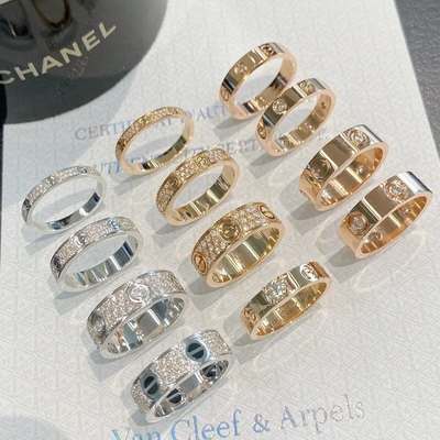 acheter Une bague de mariage en diamant, une réplique de bague de fiançailles, en or 18 carats. online manufacture