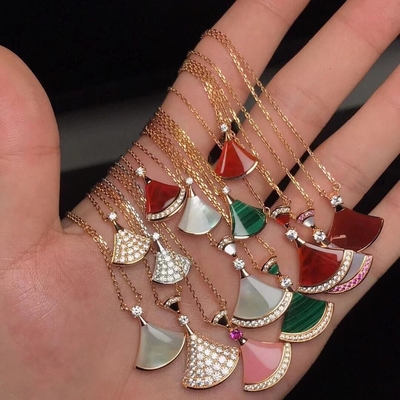 acheter 18k Jupe en or massif Collier d'Agates Jeux de réplique Jeux de bijoux Collier de rêve de Divas online manufacture