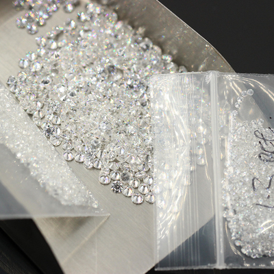 Diamants créés en laboratoire en masse Diamants croisés en taille ronde de 1,3 à 4 mm