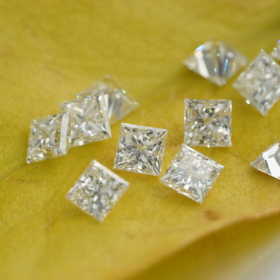 Les diamants blancs de coup de princesse HPHT 1,8 à 4,1 mm 0,01 à 0,47 ct