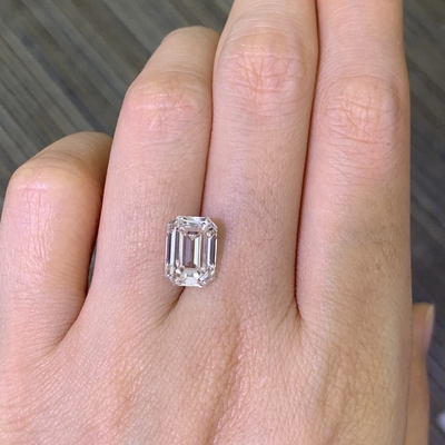 3.72CT Laboratoire créé émeraude diamant VS1 G EX N IGI certifié