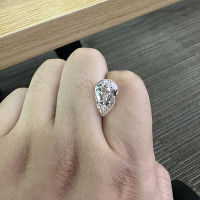 5.19 carats G VS1 2EX CVD Laboratoire cultivé en forme de poire Diamant certifié IGI